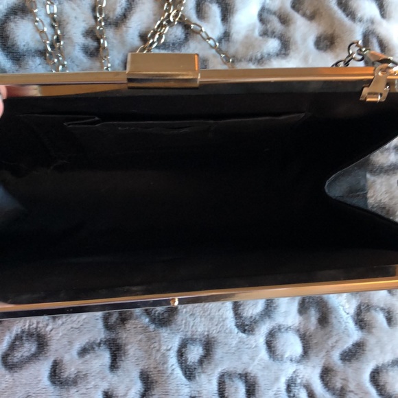 Black Clutch - Picture 4 of 7